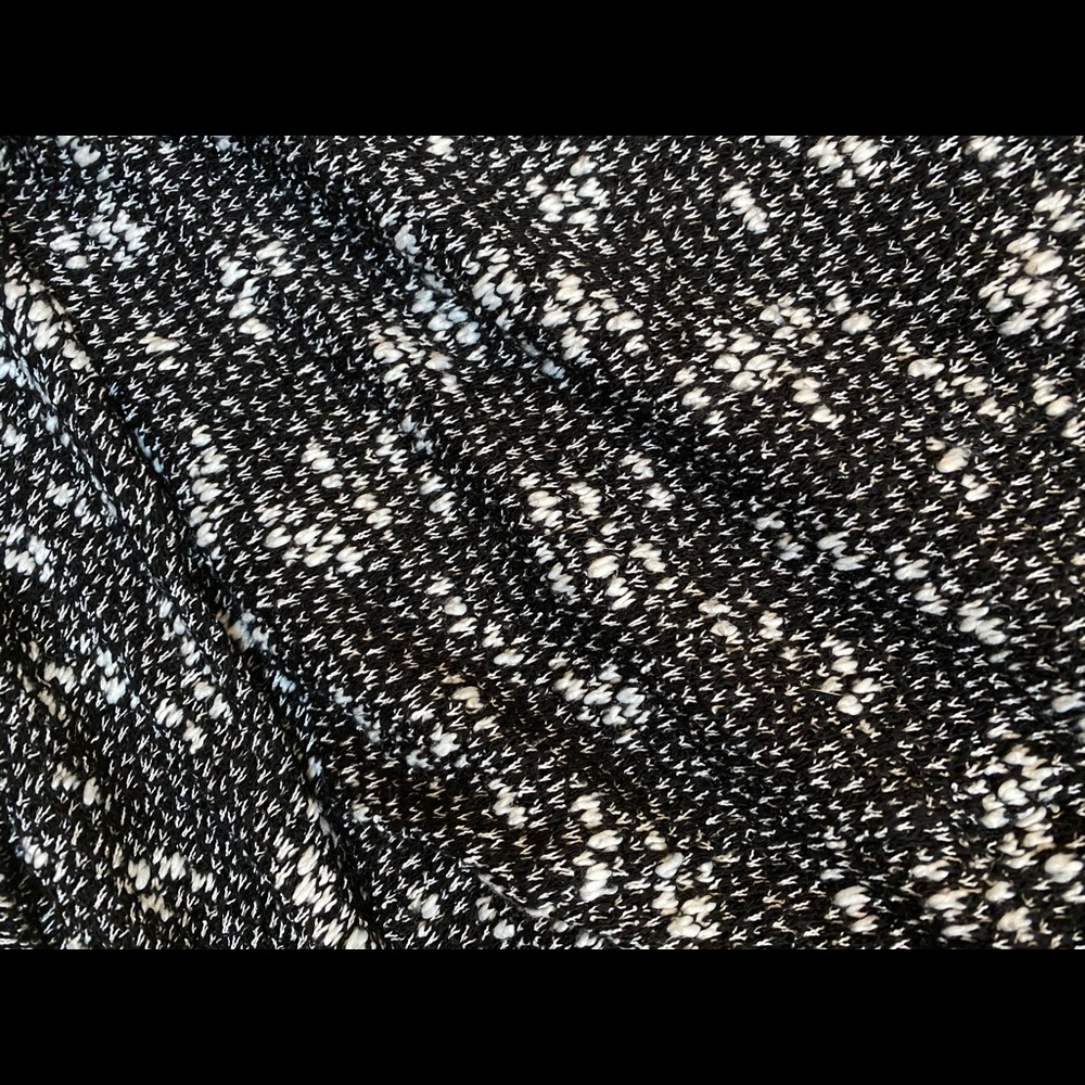 Sweater! - Picture 3 of 3
